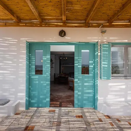 Pozolani House Holiday home *