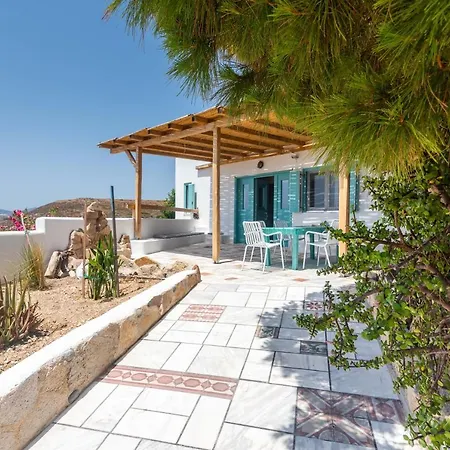 Pozolani House * Peran Triovasalos