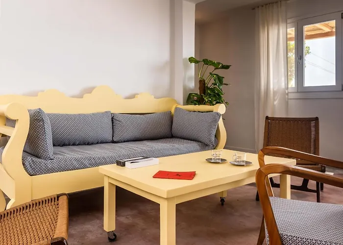 Pozolani House * Peran Triovasalos