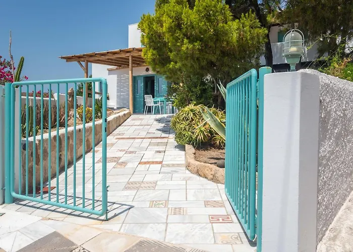 Pozolani House Дом отдыха *