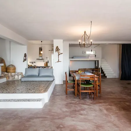 Pozolani House * Peran Triovasalos